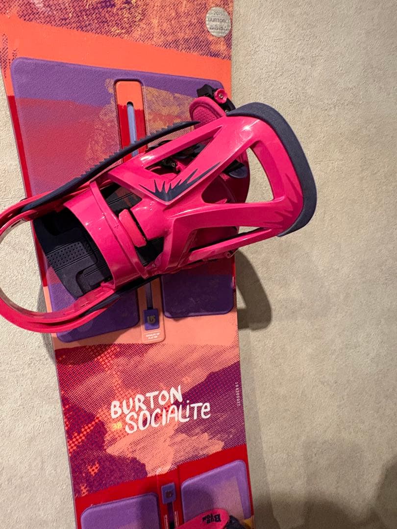 BURTON スノーボード　138cm SOCIALITE