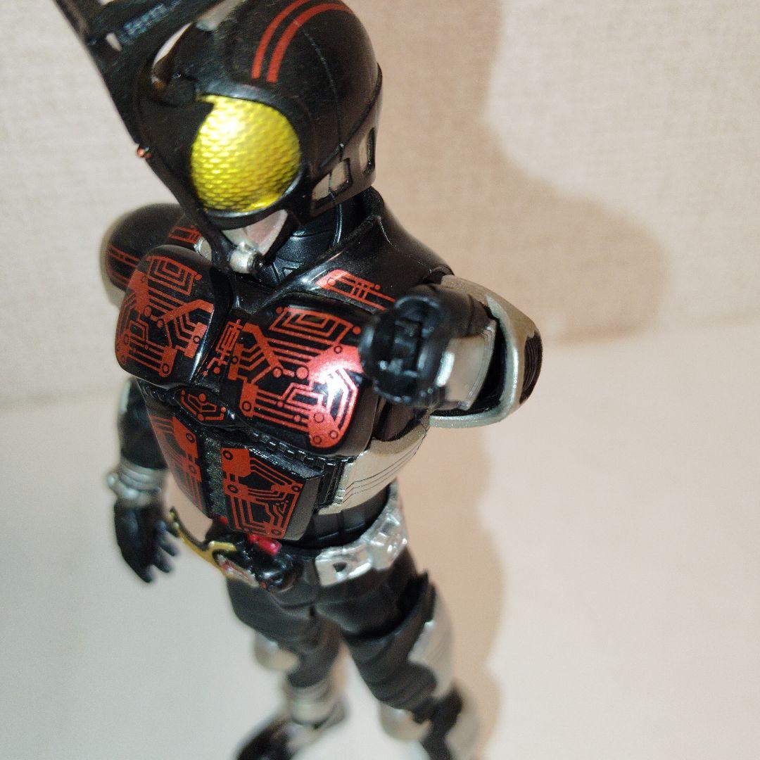 【ジャンク品】S.H.Figuarts（真骨彫製法） 仮面ライダー ダークカブト