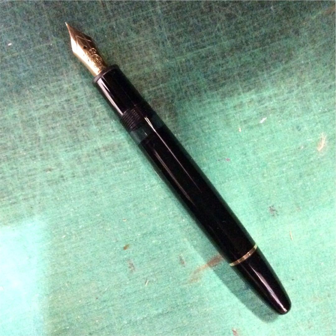 モンブラン万年筆ル・グラン マイスターシュティック146