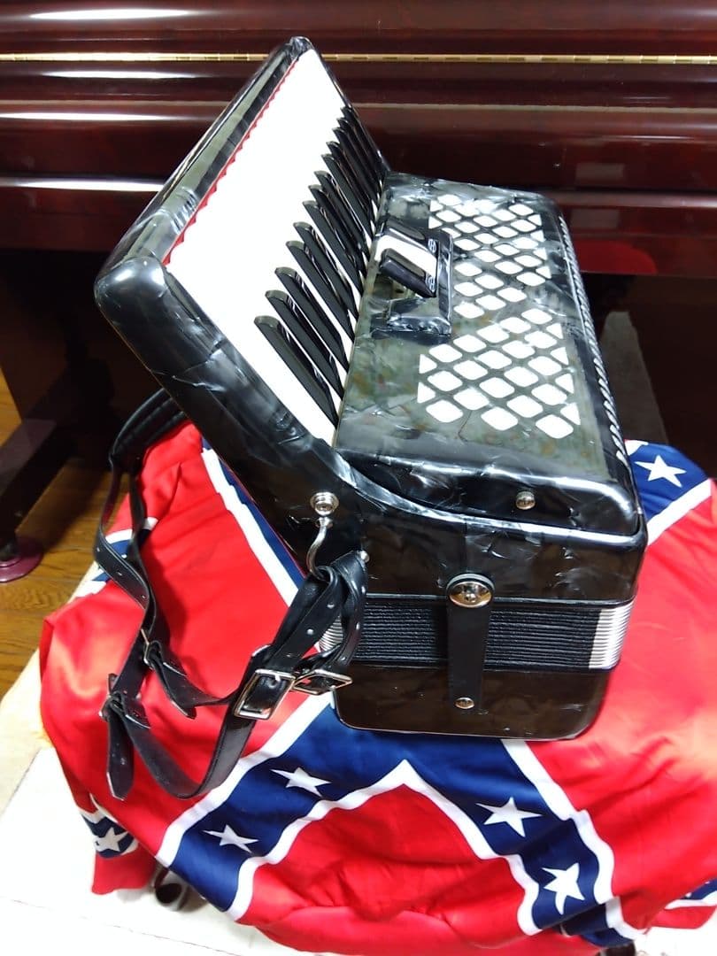 【簡易調律済即演奏可】TOMBOGrandaile GT-32コスモグレーパール