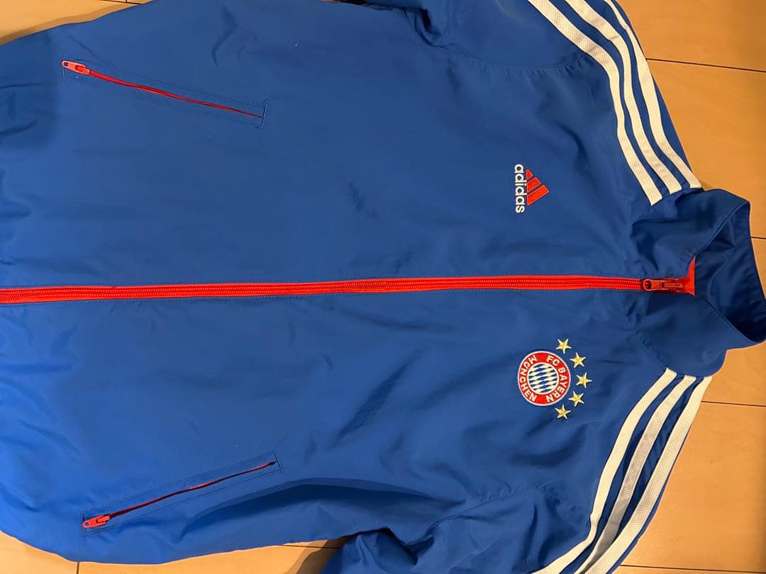 adidas バイエルン・ミュンヘン 22/23 激レア　美品　サッカー