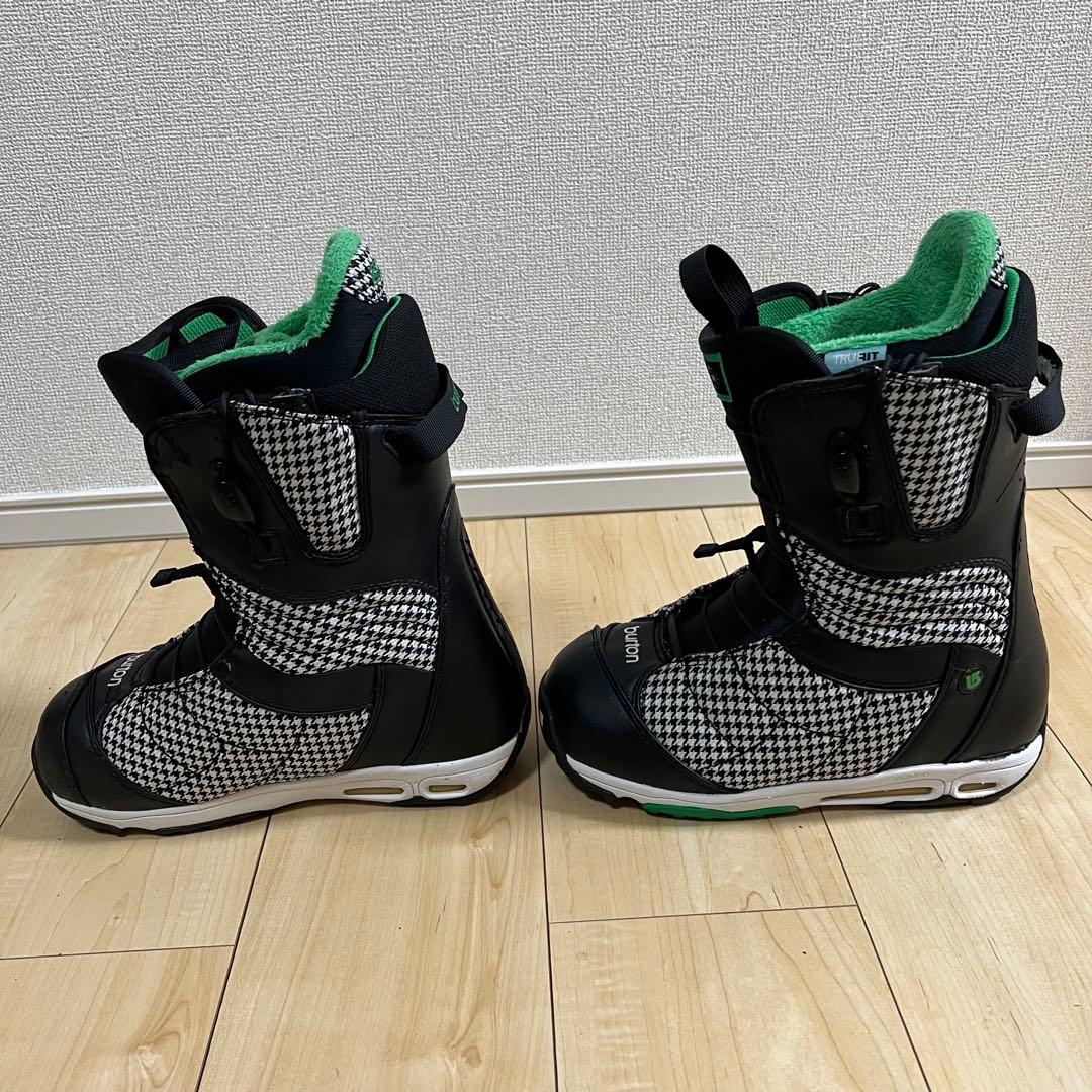 【即日発送】BURTON スノボEMERALD-ASIAN FIT24.0cm