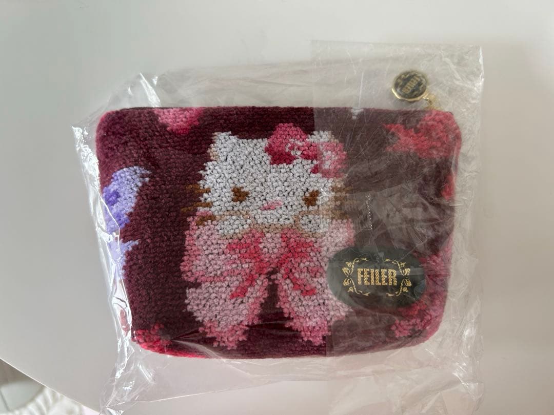 【新品 未開封】FEILER ハローキティ ポーチ サンリオ