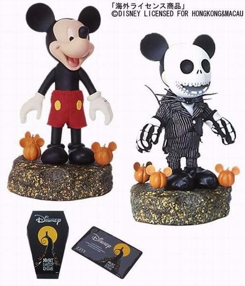 レア世界限定品500体ディズニーナイトメアコラボフィギュア