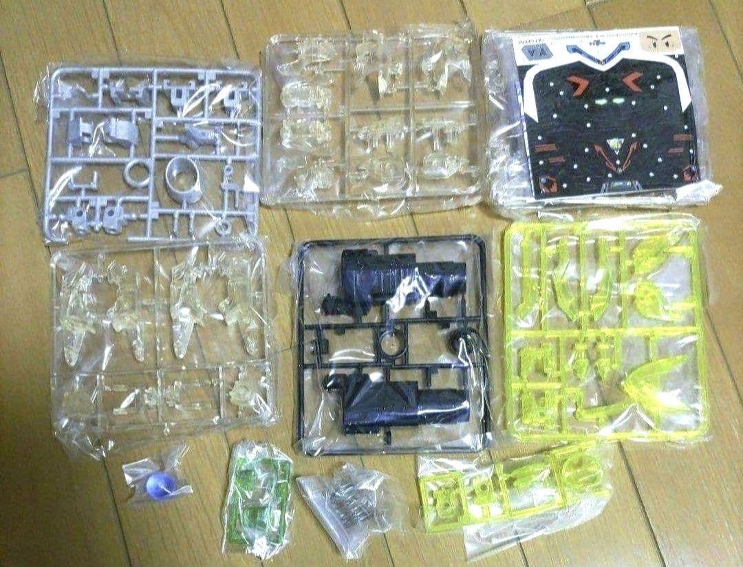 Bビーダマン爆外伝V　クリスホワイター　限定クリアバージョン