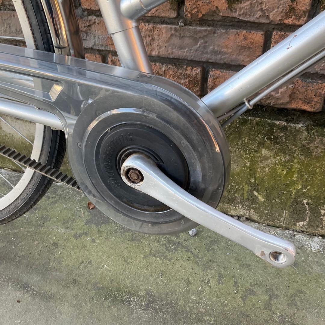 ブリヂストン 自転車 ベルトラ 27インチ 変速/鍵/オートライト/カゴ付き