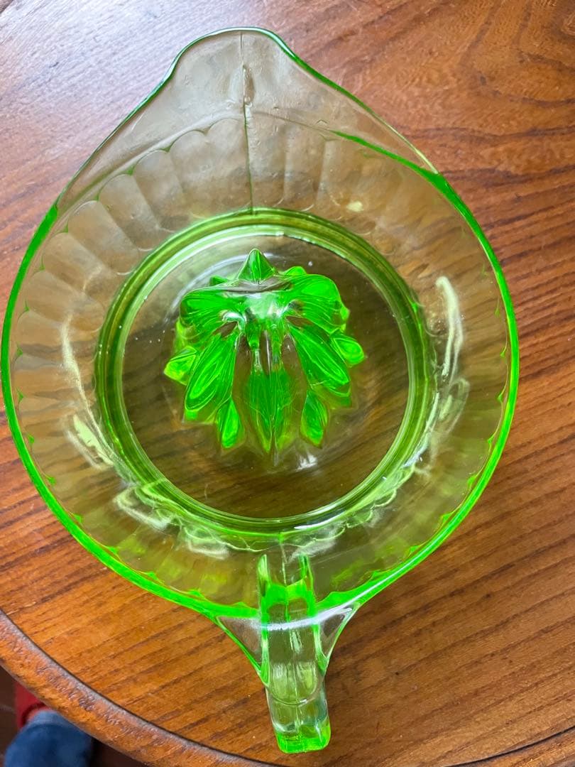 アンティーク　ディプレッション　グラス　マッキー社　ウラン　ガラス　リーマー