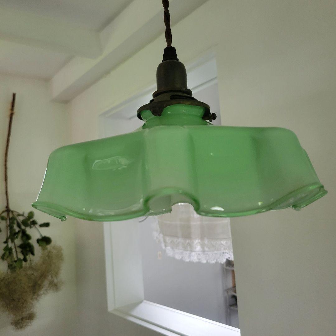 フランス　アンティーク　シェード　ミルクガラス　メロン色