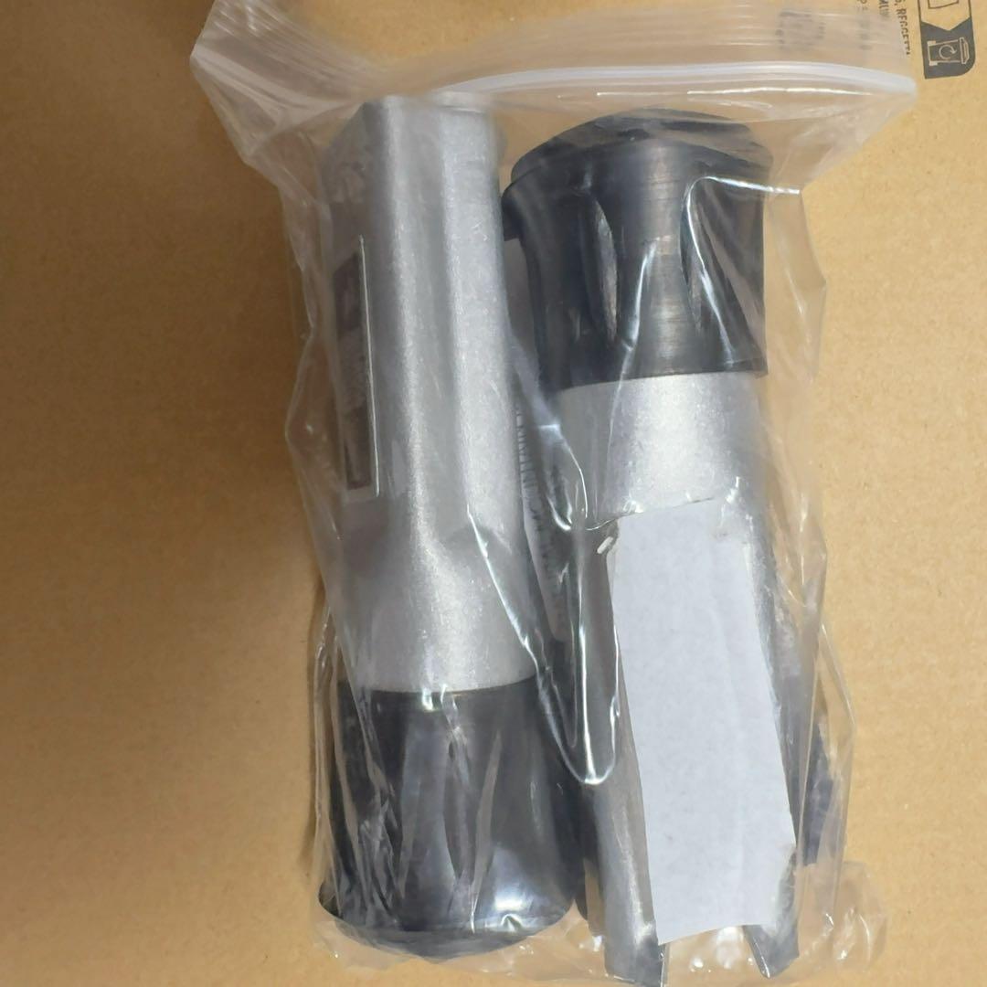 NATURAL MOUNTAIN MONKEYS NOVITA シルバー　120