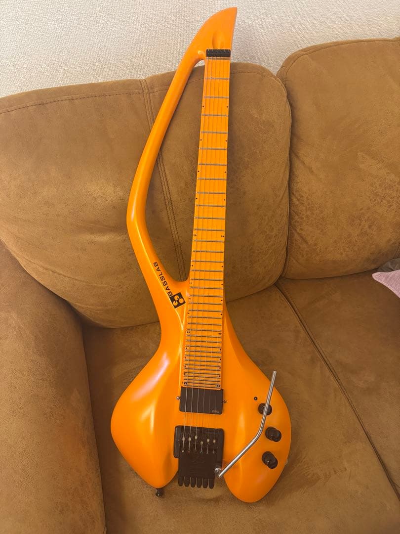 【希少】 BassLab Jinmoid ヘッドレスギター