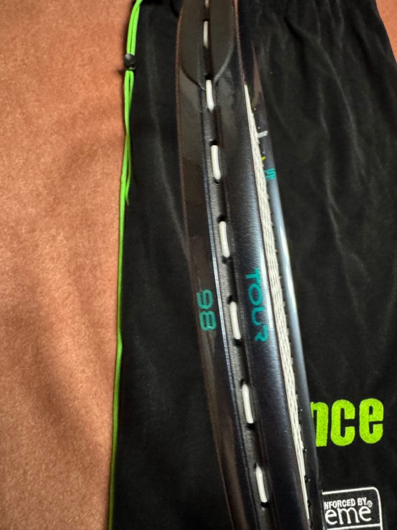 Prince プリンス　ツアー98 最新モデル　グリップサイズ3