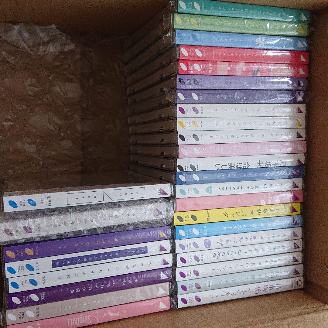 乃木坂46 第1弾～25弾CDとアルバム5枚 中古 34枚 美品 通常盤 コンプ