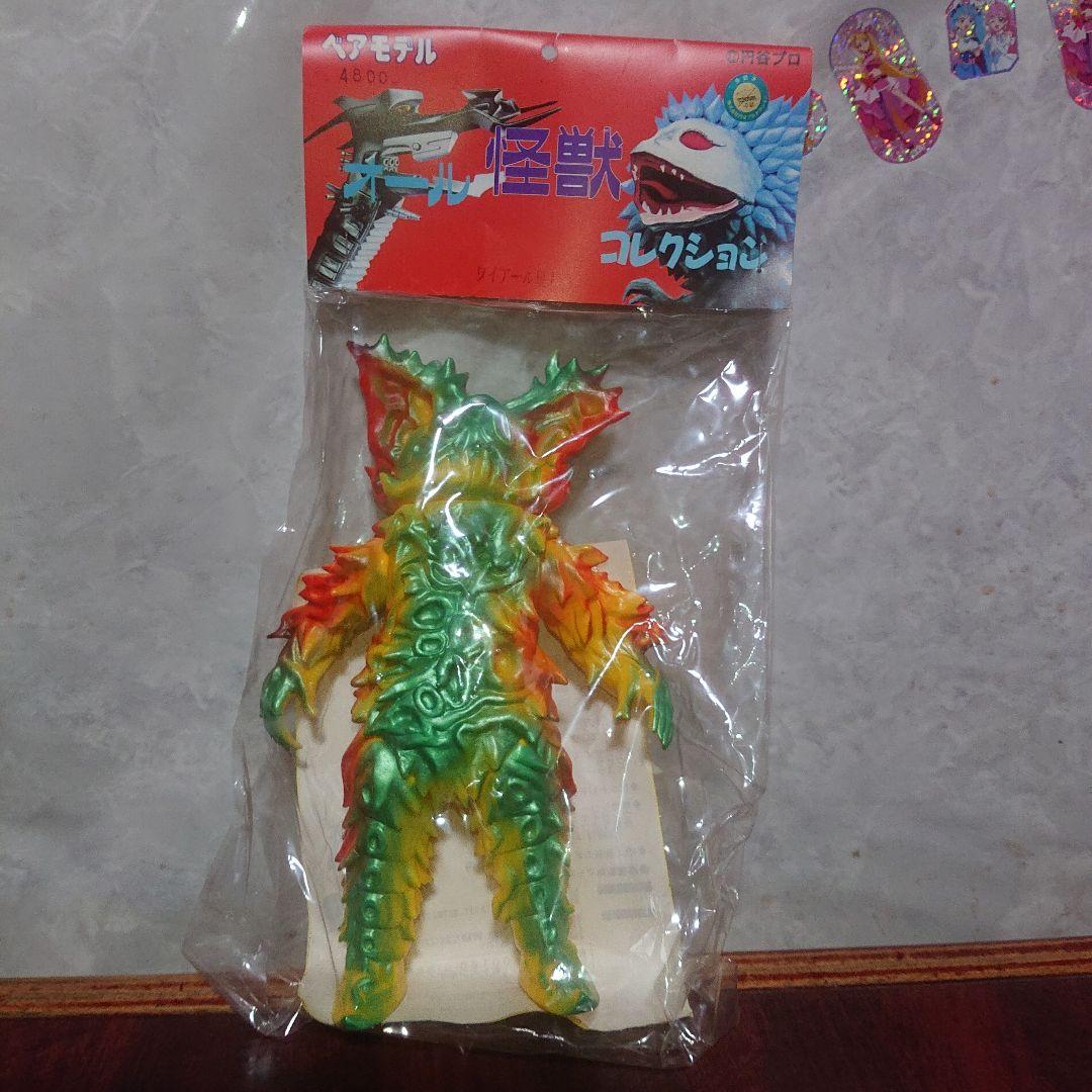 ベアモデル/ワイアール星人 ソフビ