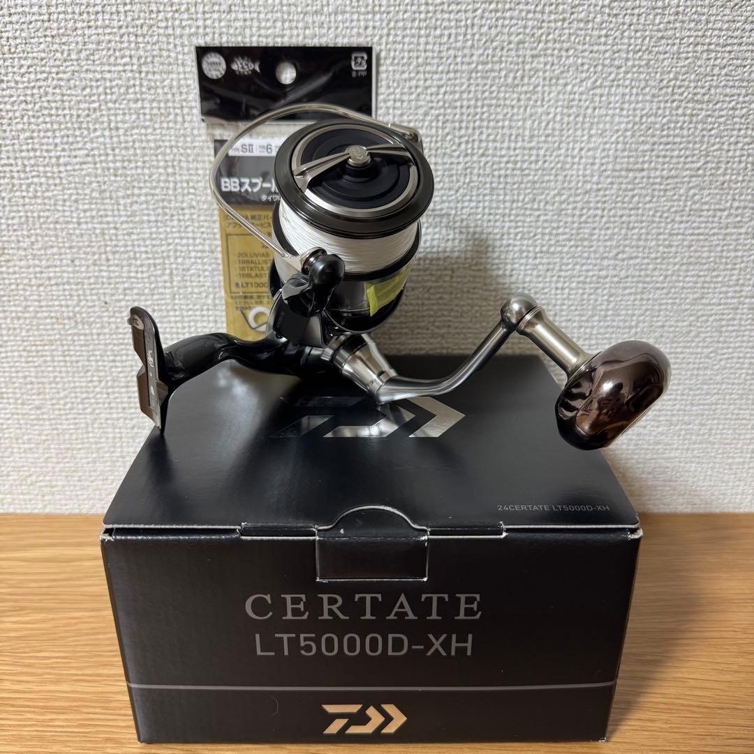 24 CERTATE LT5000D-XH フルベアリング　リブレハンドルノブ