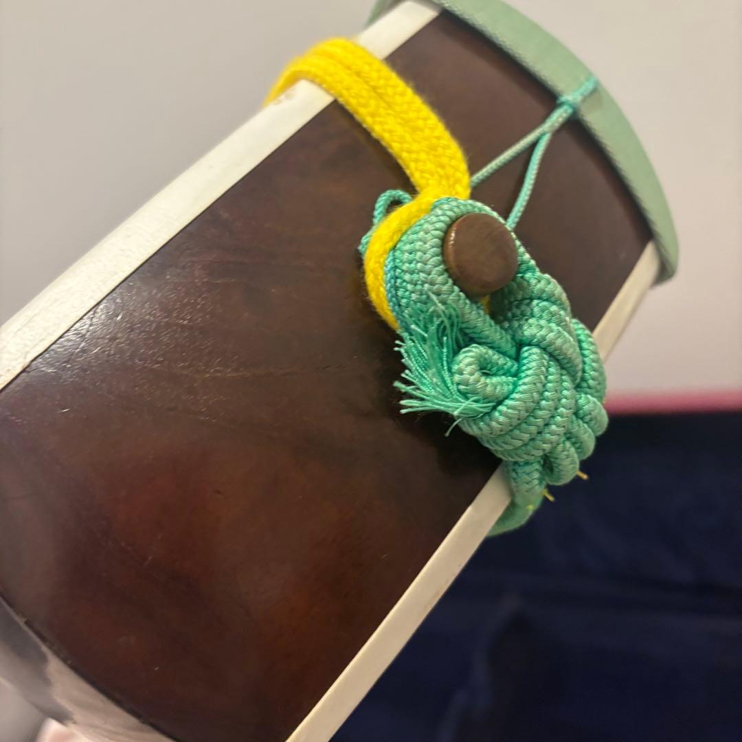 三味線本体 白/緑 ケース付き