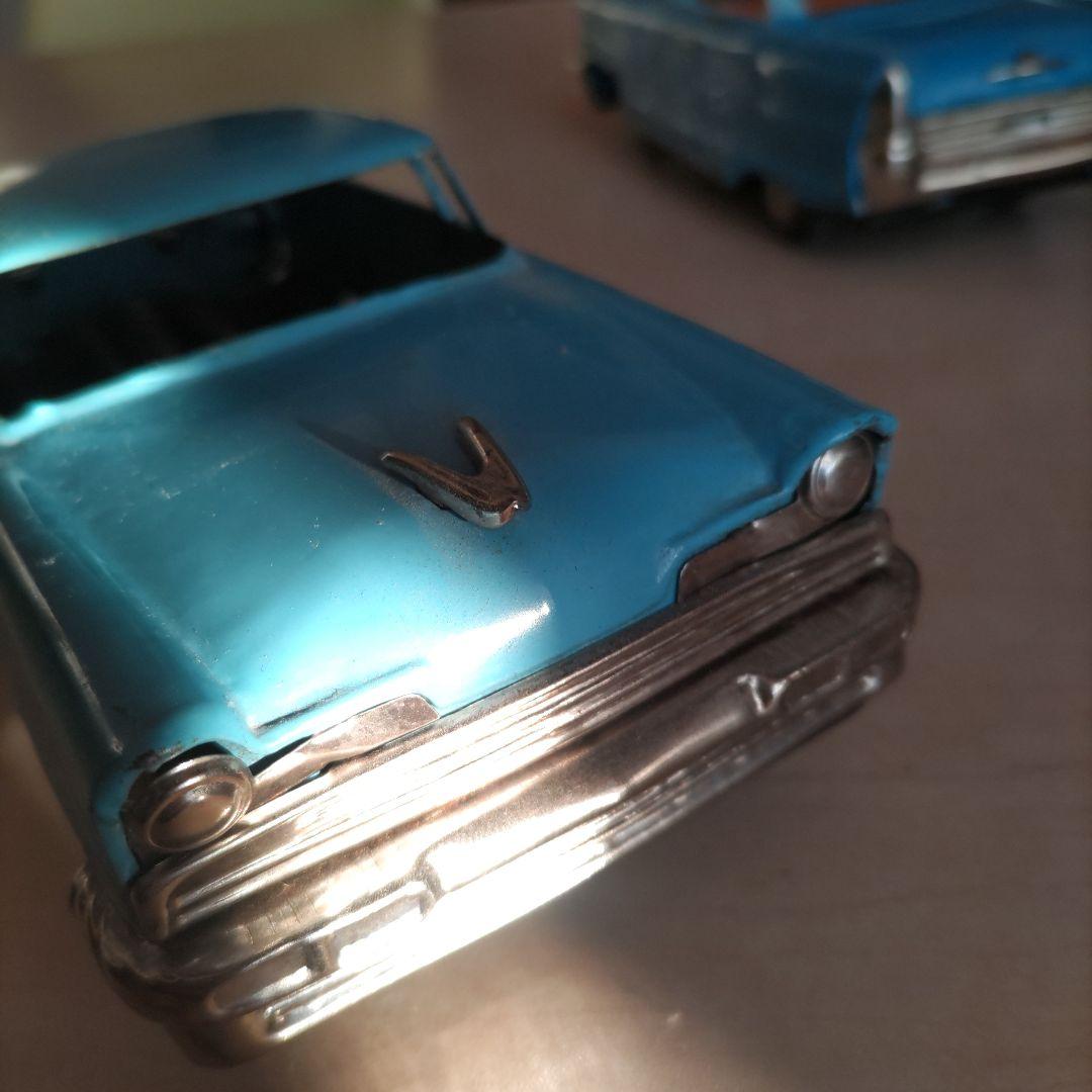 ビンテージ ブリキ車