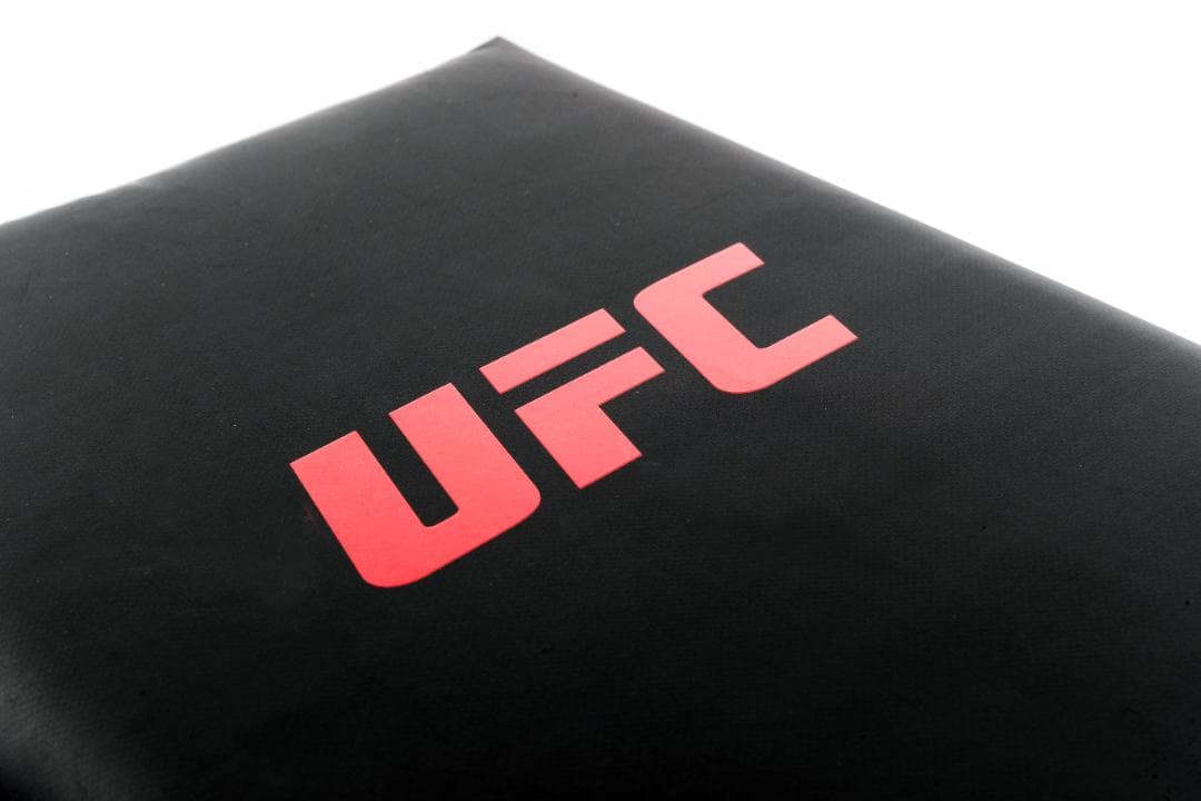 在庫処分－UFCオフィシャルパンチング ミットUHK-69756パンチングミット