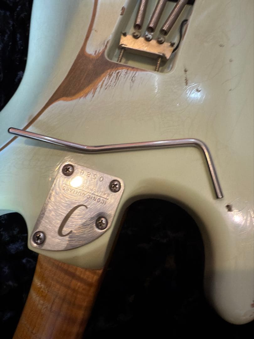 O*A様 Iconic guitars Solana Vm sonic blue