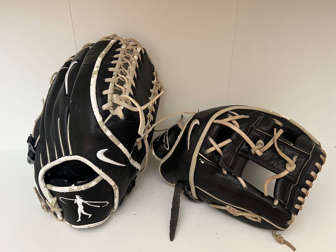 ナイキ 硬式グローブ SWINGMANモデル 内・外野セット