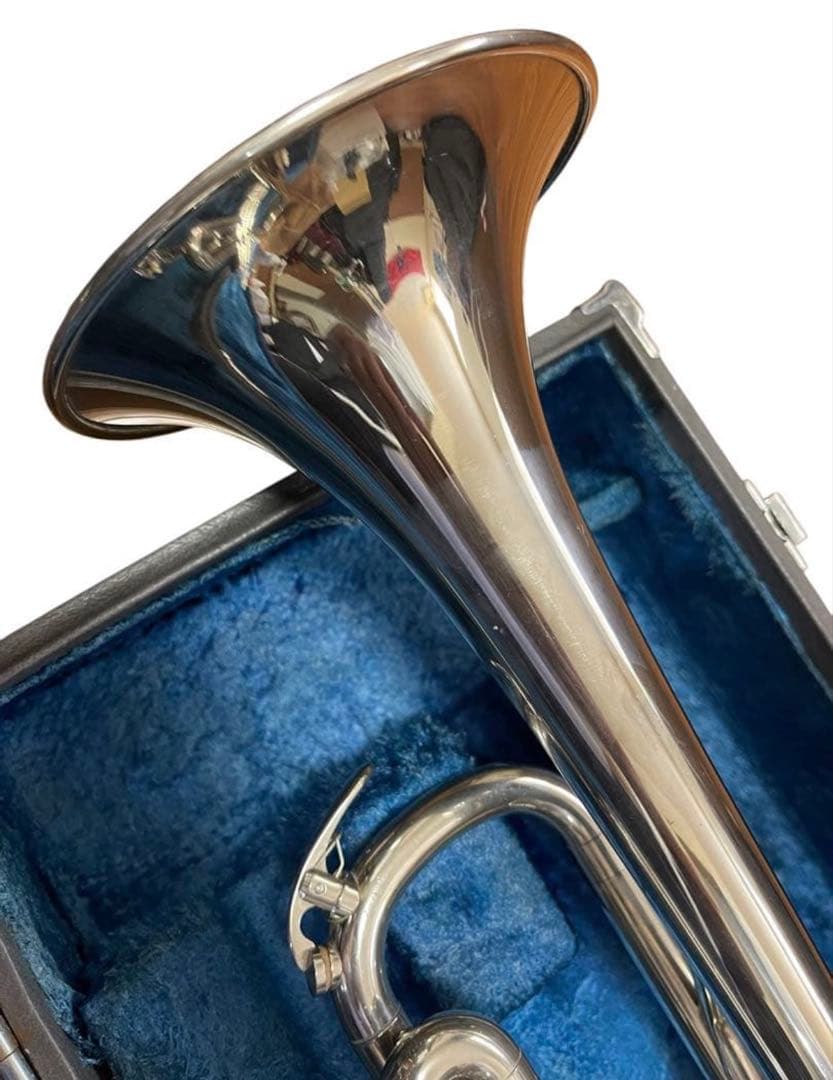 日本製 YAMAHA トランペット YTR-135 ハードケース・ミュート付