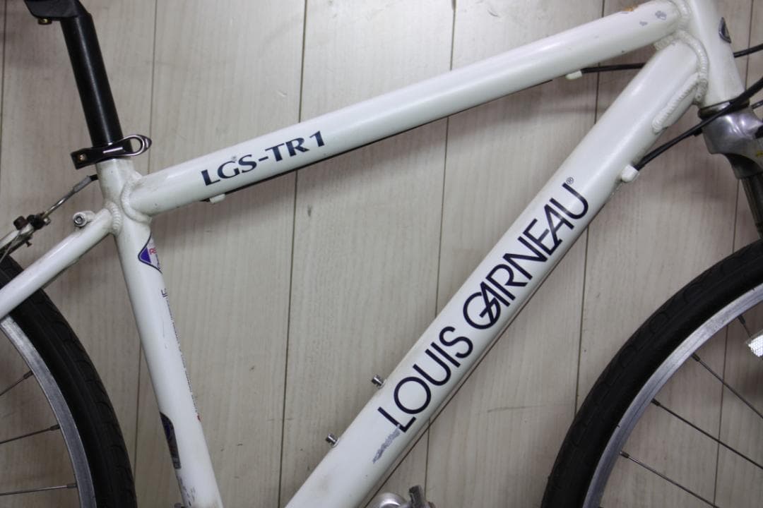 ルイガノ LGS-TR1 700C アルミ シマノ24速 420mm 白クロス