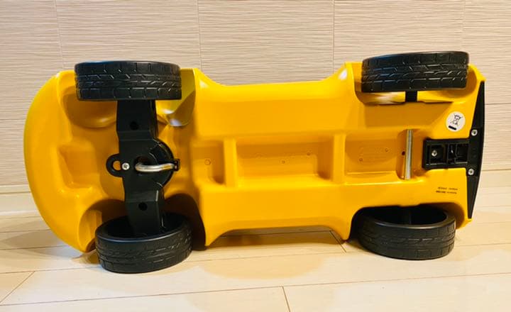 【日本限定10台！！】AudiニューJr.クワトロ　キッズカー