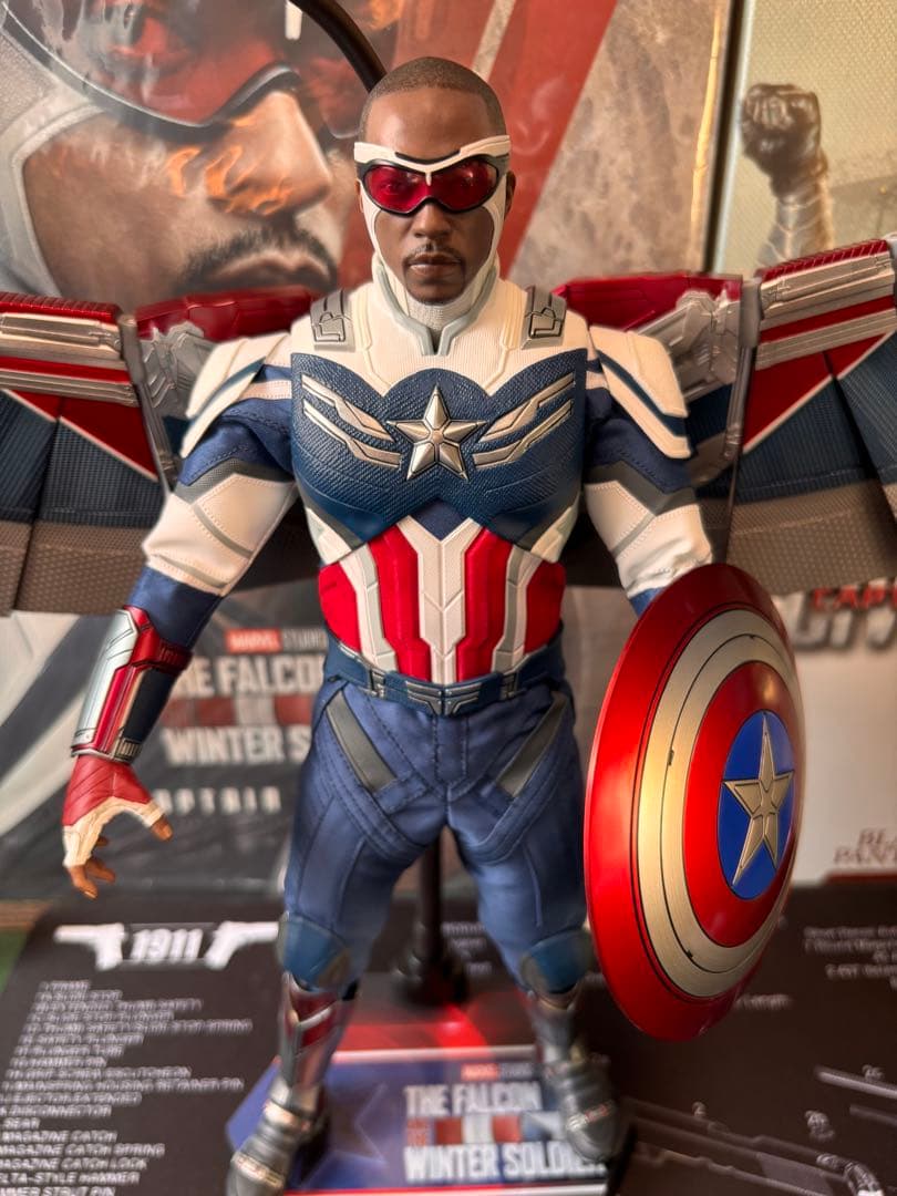 ホットトイズ キャプテン・アメリカ フィギュア 美品