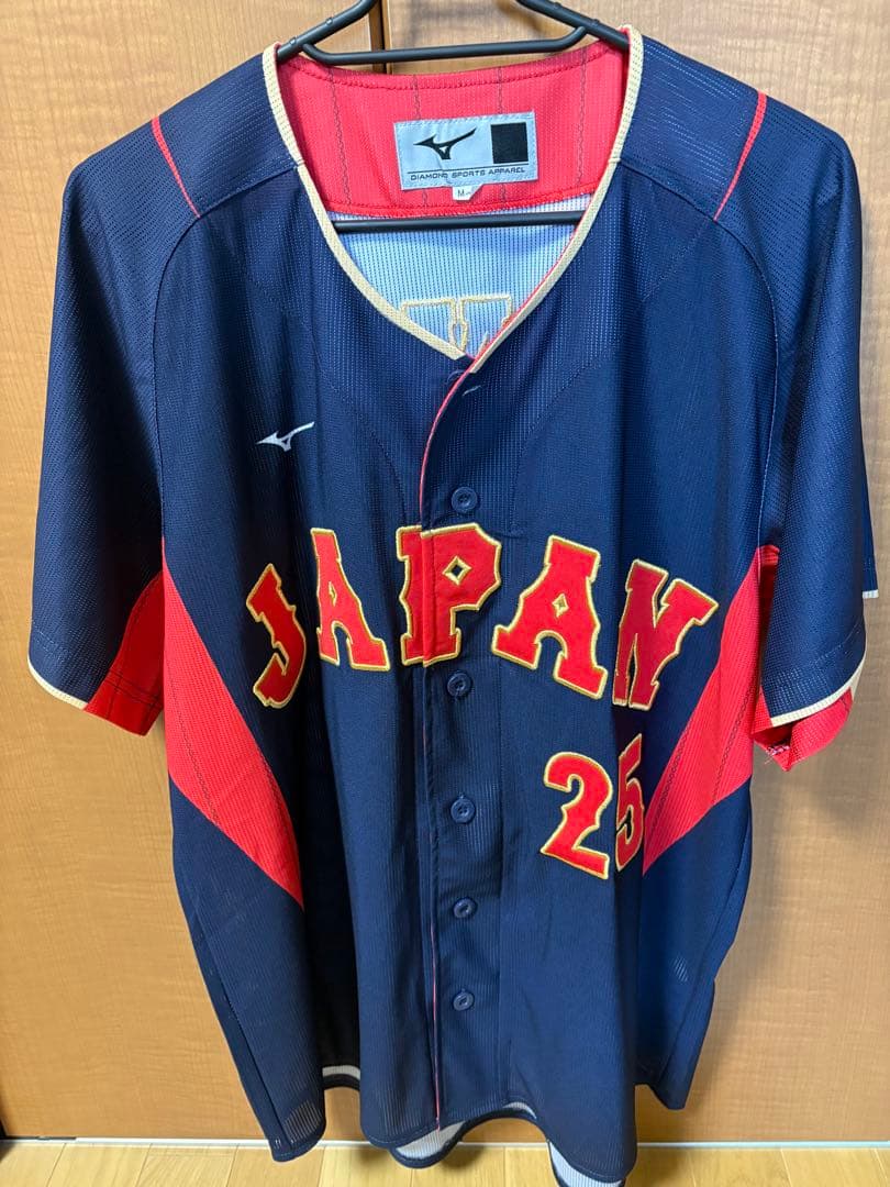 2023年 WBC日本代表レプリカユニフォーム　岡本和真選手