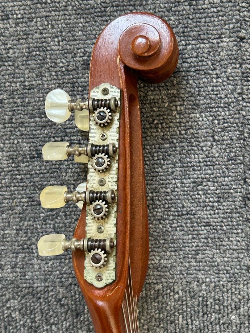 川田一夫氏 マンドラ　マンドリン　1977年製