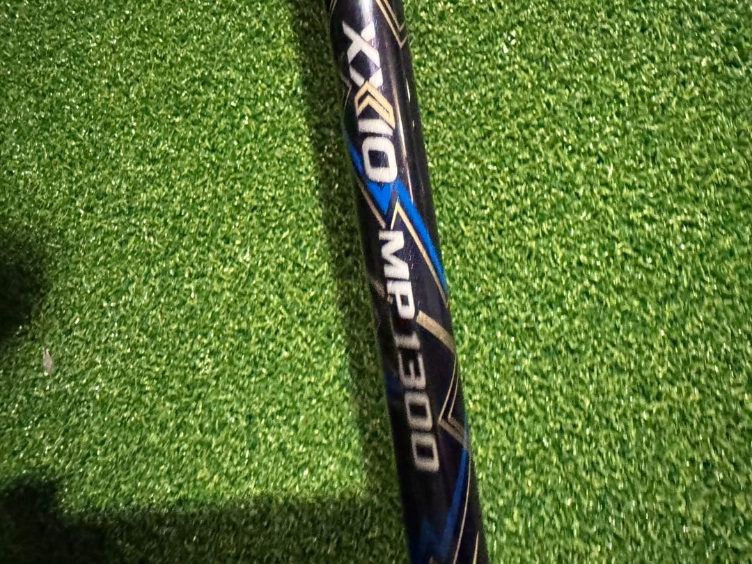 ゼクシオ13 アイアン 8番　MP1300 メンズ　ダンロップ