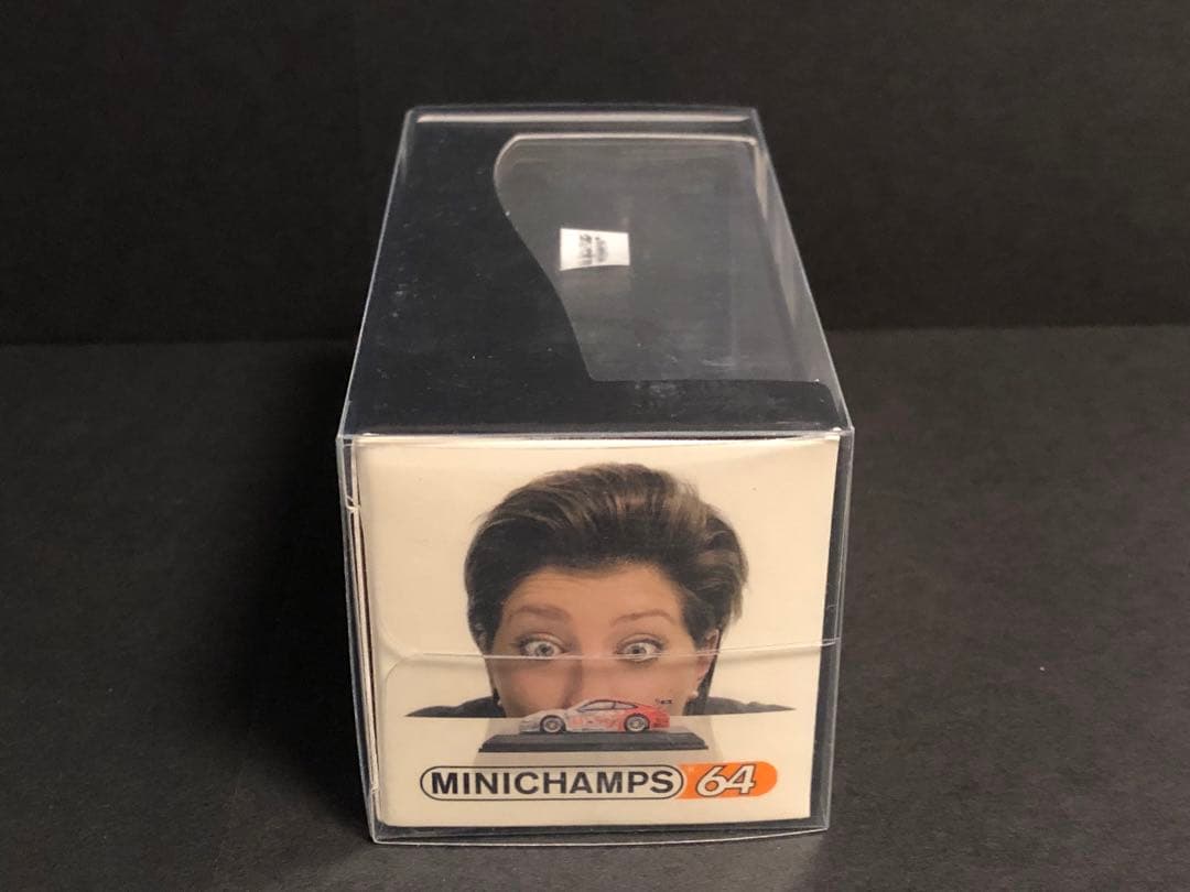 ミニチャンプス 1/64 アストンマーティン DBS 2006 カジノロワイヤル