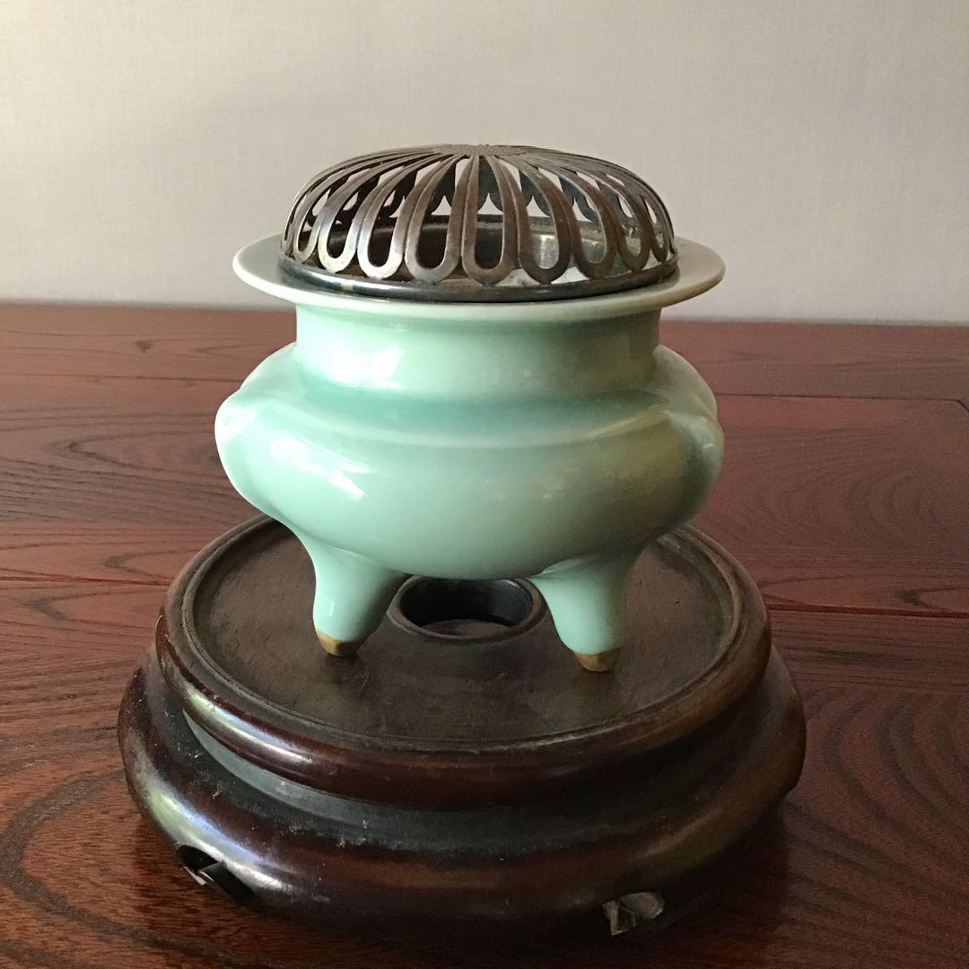 青磁三足純銀火屋　香炉　在銘共箱