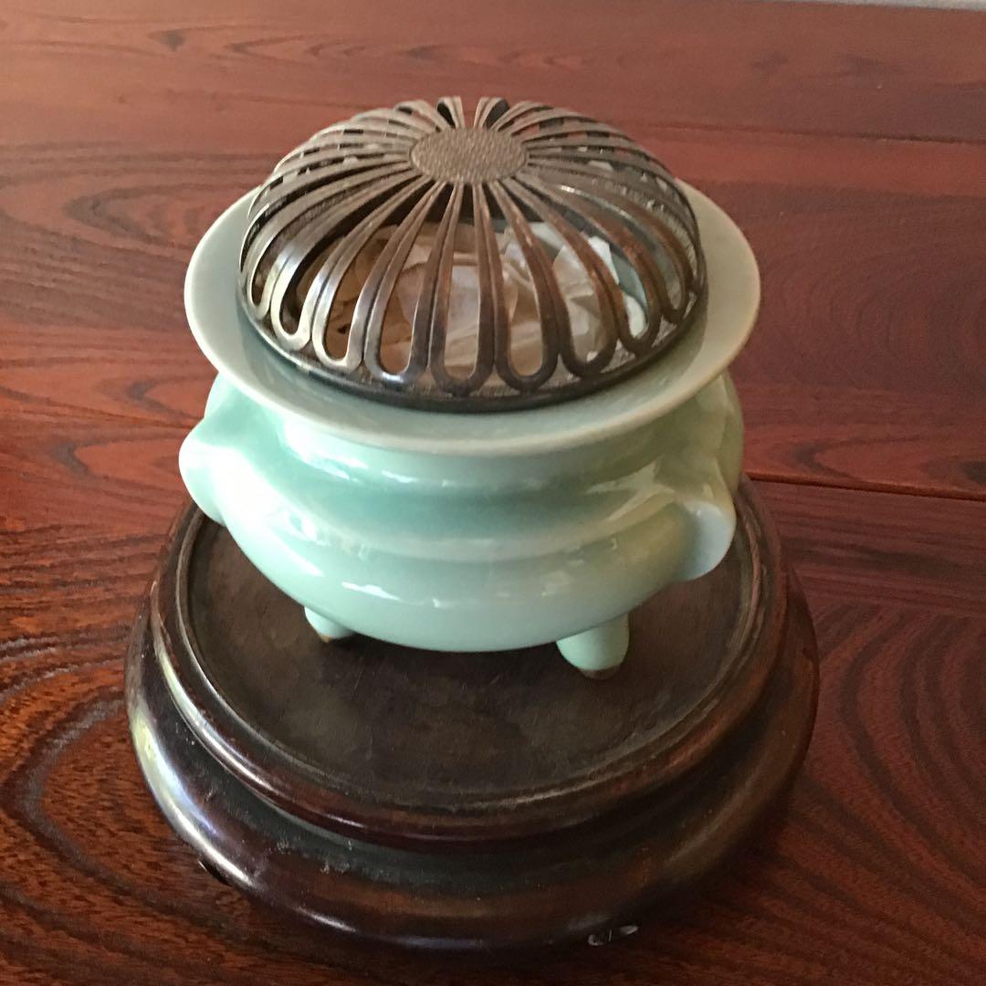 青磁三足純銀火屋　香炉　在銘共箱