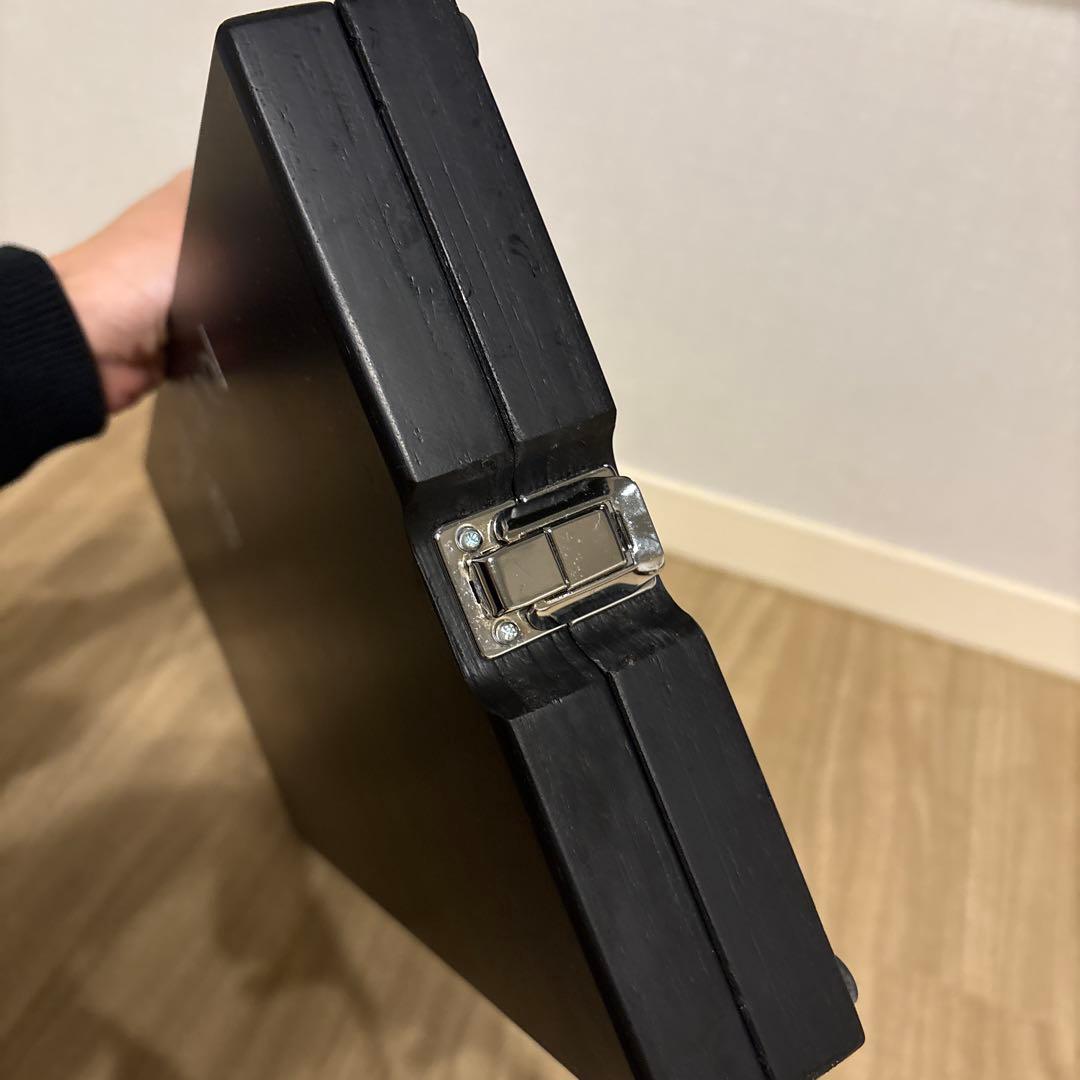 Assist Stool 折りたたみ式黒スツール