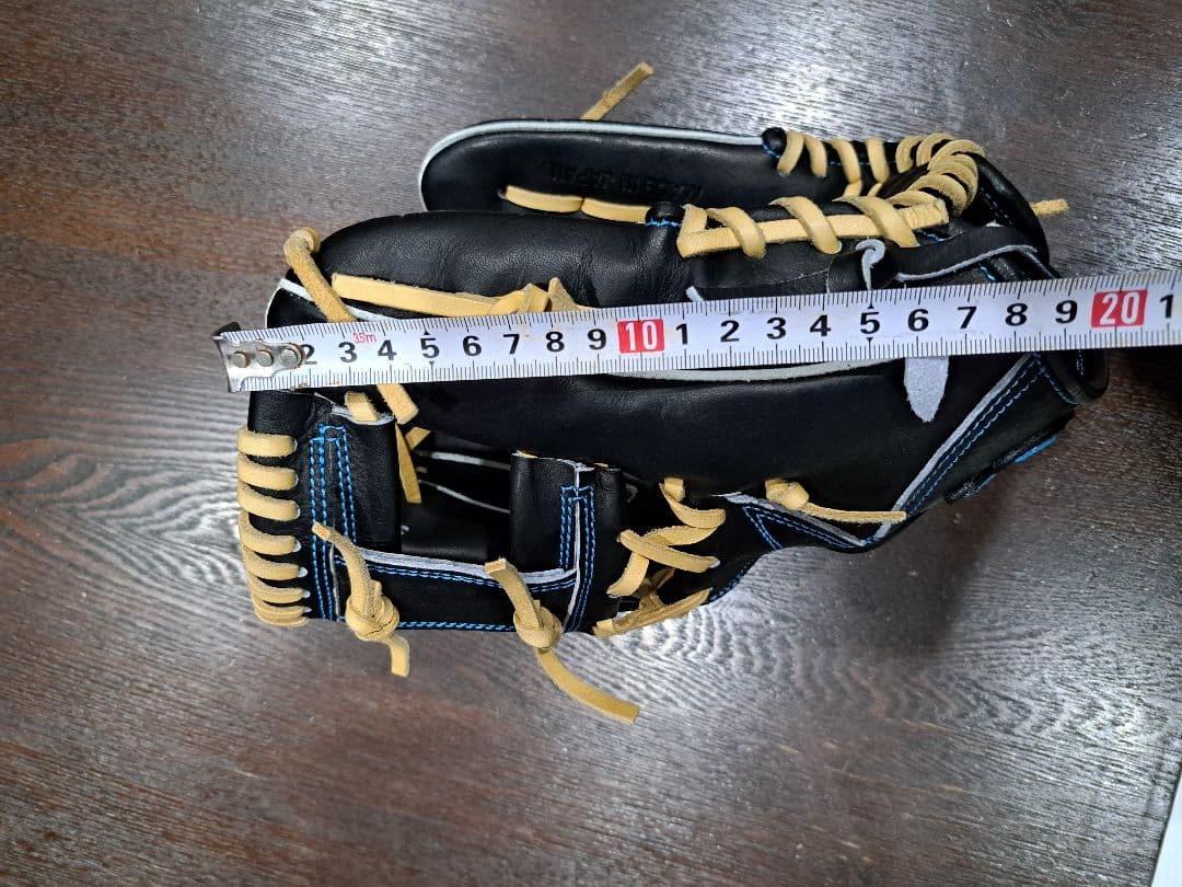 アトムズ　ATOMS　軟式グラブ　内野手用　新品