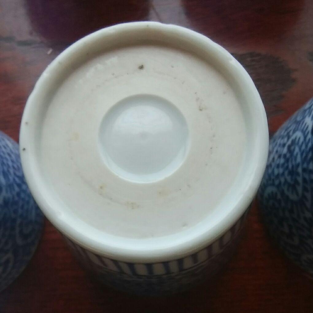 170   古伊万里　染付　蛸唐草　蕎麦 猪口