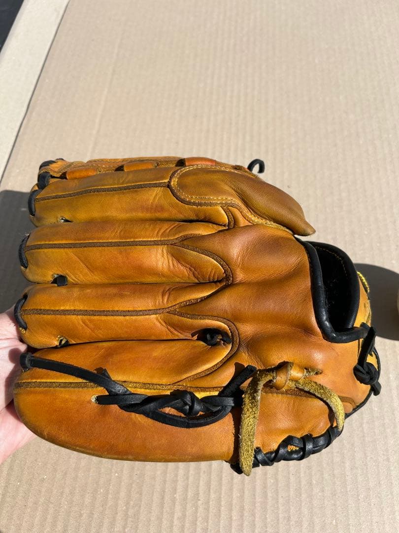 Mizuno Pro投手用軟式グローブ