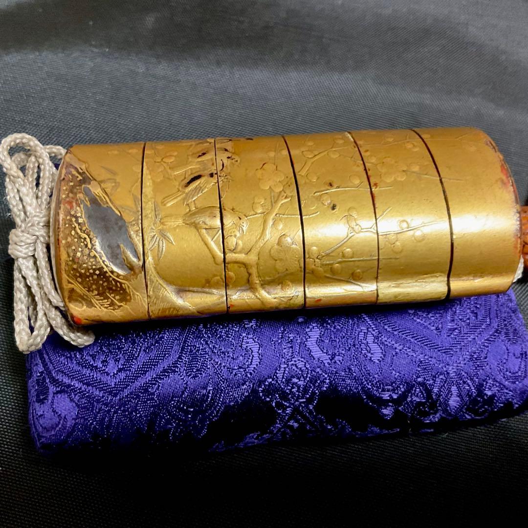 花鳥蒔絵印籠・牙刻鳥根付・箱・座布団付