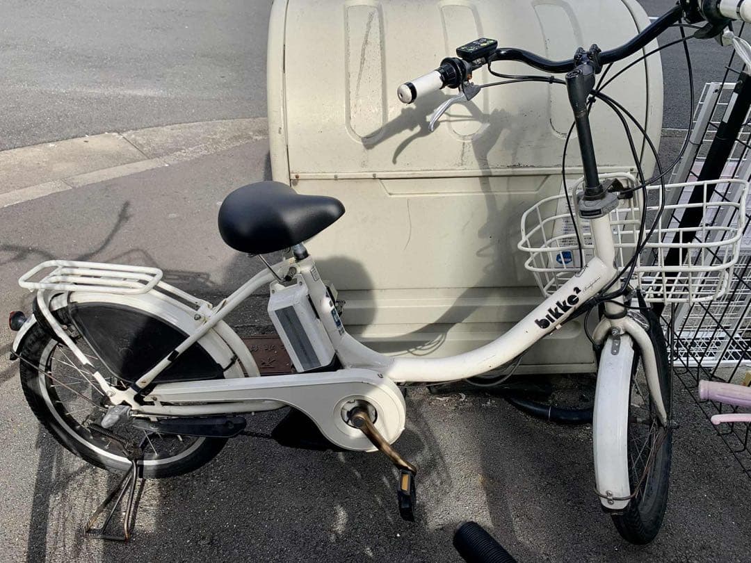 電動アシスト自転車 チャイルドシート付き ホワイト