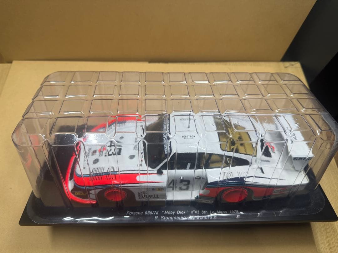1/18 1978 ポルシェ 935/78 #43 モビー・ディック スパーク製
