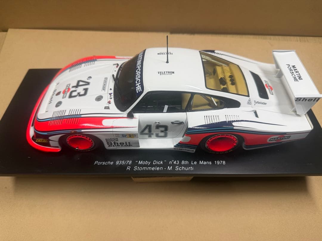 1/18 1978 ポルシェ 935/78 #43 モビー・ディック スパーク製
