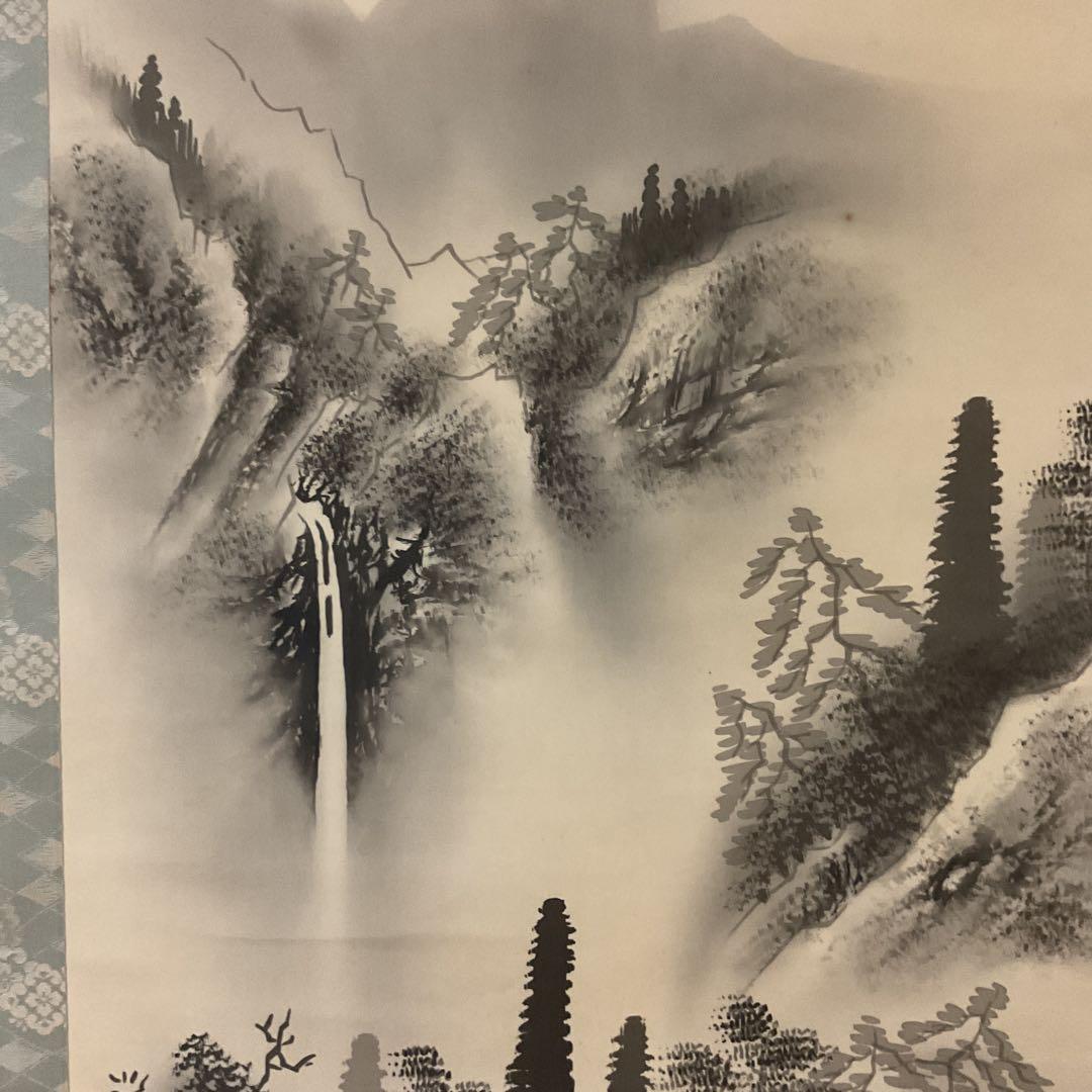 水墨山水画 絹本掛け軸 一堂筆【落款印譜在】 軸先木軸