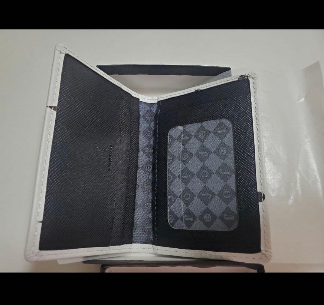 黄金のレザーコレクション1 ブチャラティ ホワイトカラー パスケース ジョジョ