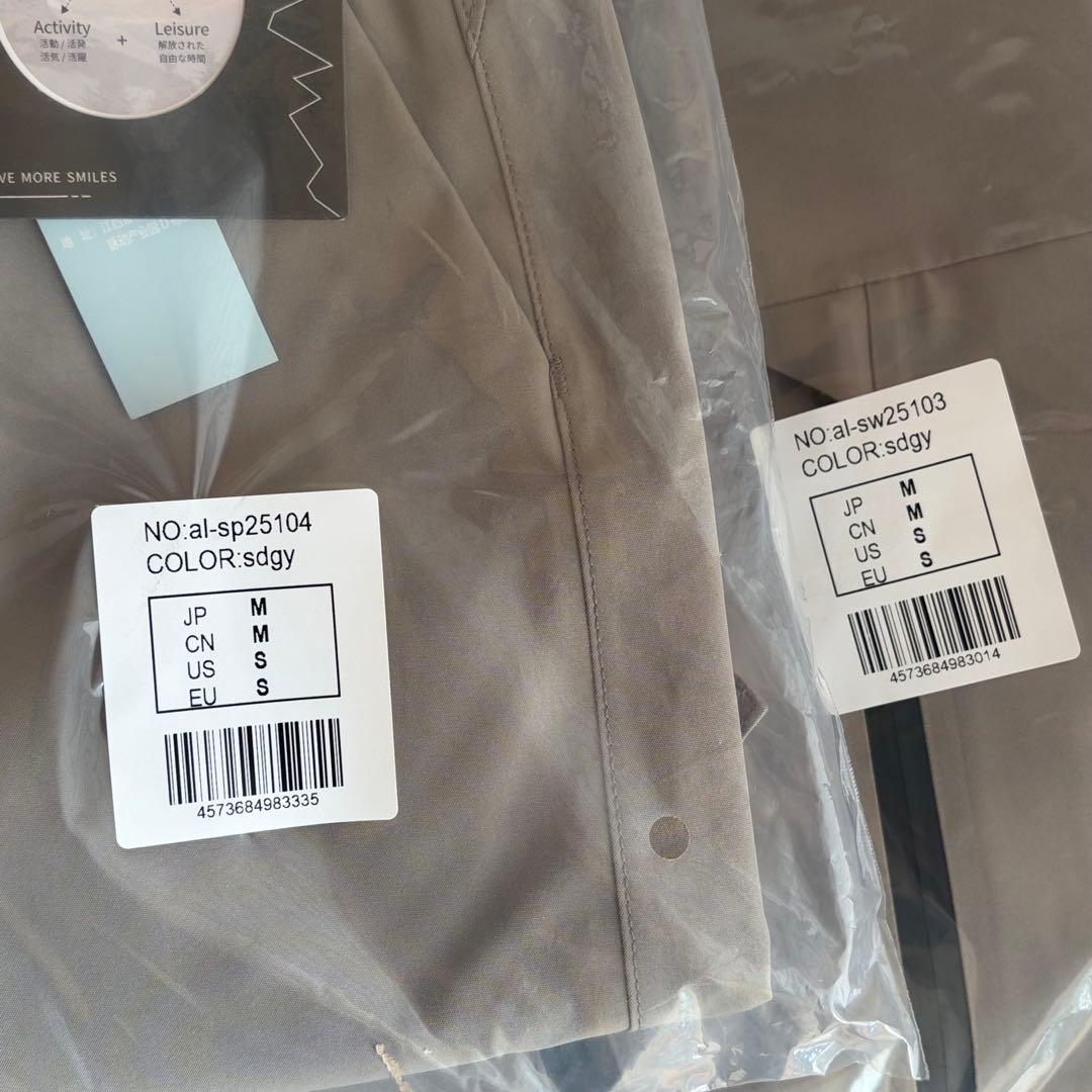 【新品未使用】[アクレイス] スキーウェア メンズ 上下セット Mサイズ