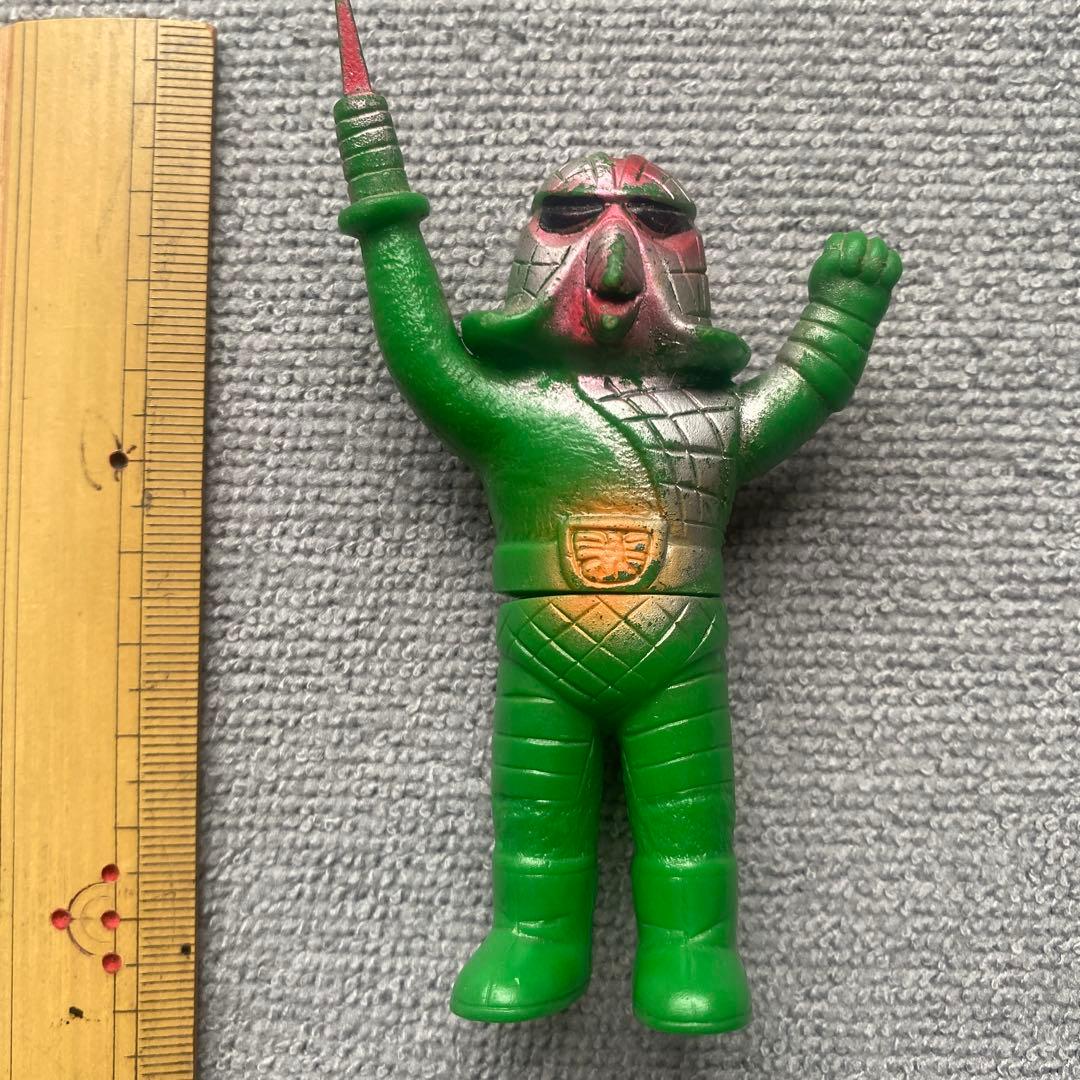 買物くんさん専用　レア　仮面ライダーV3 ナイフアルマジロ　ミニミニソフビ