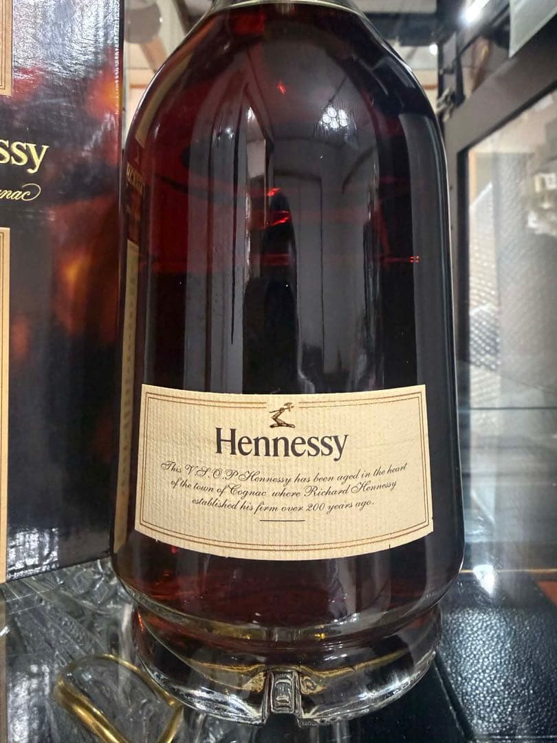ブランデー Hennessy V.S.O.P 1L 40%.