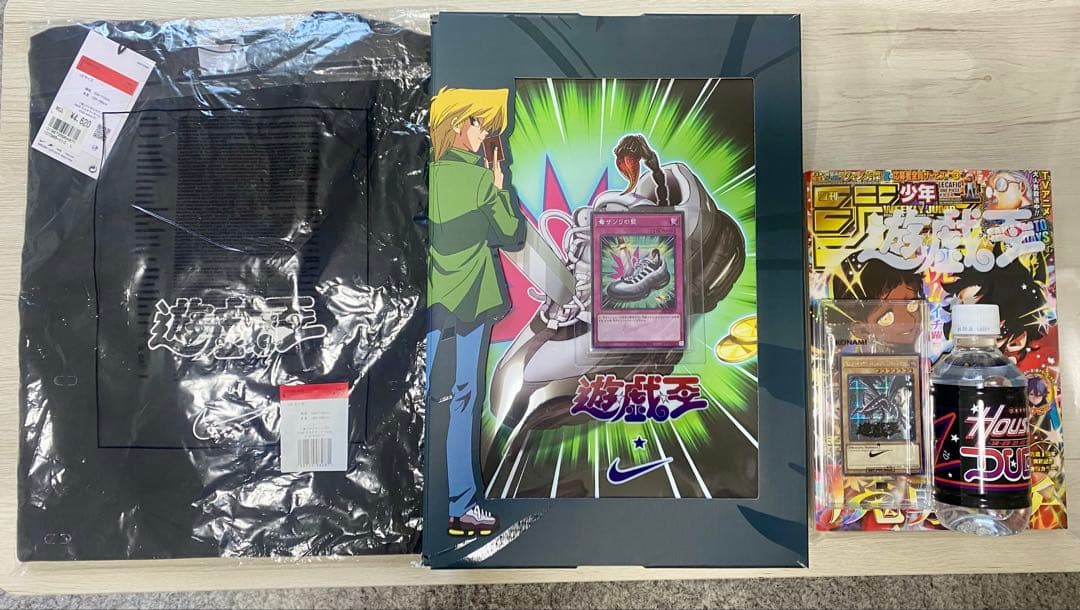 NIKE 遊戯王 airmuscle 城之内 国内限定モデル＋ノベルティ