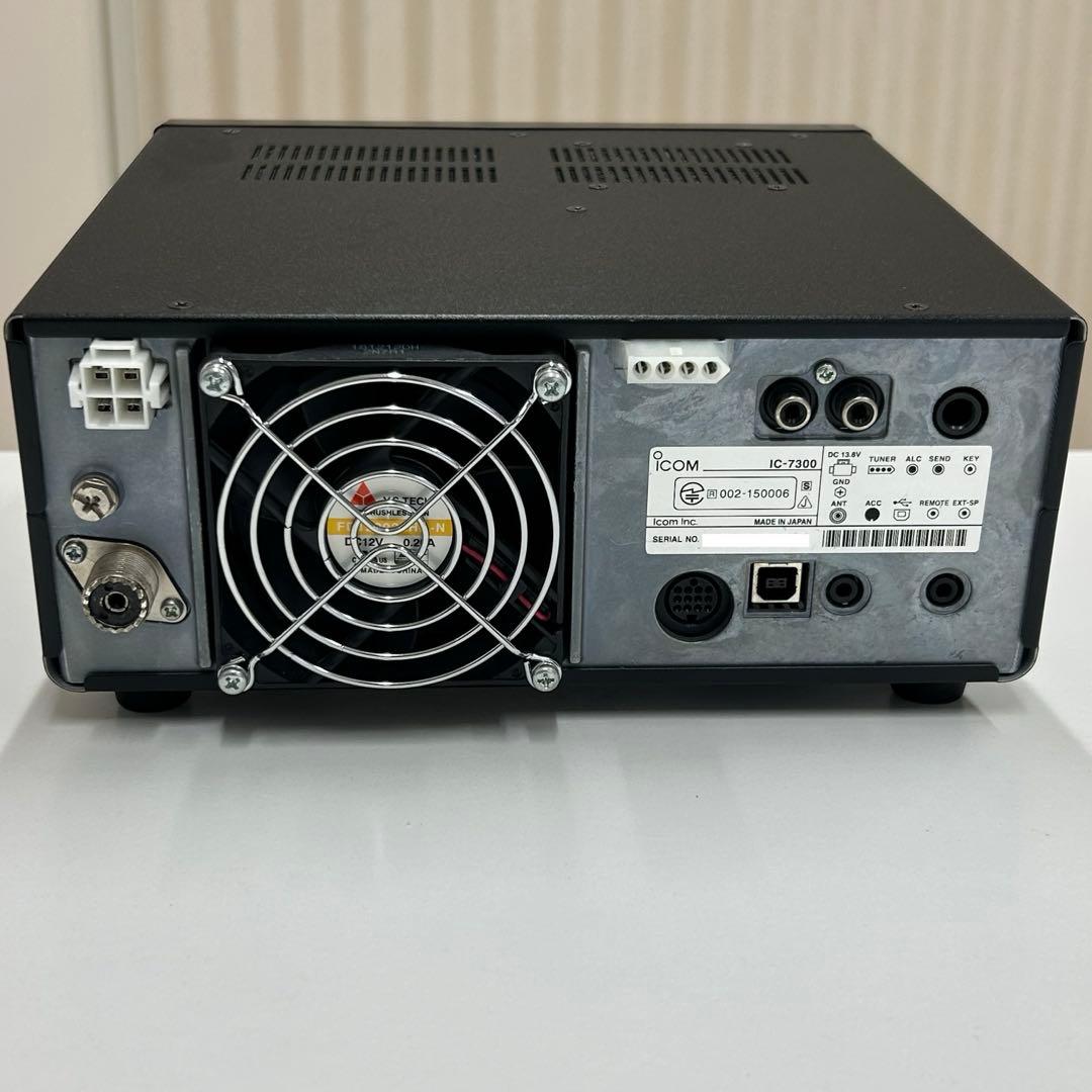 ICOM IC-7300/SP-38/MB123トランシーバー&スピーカーセット