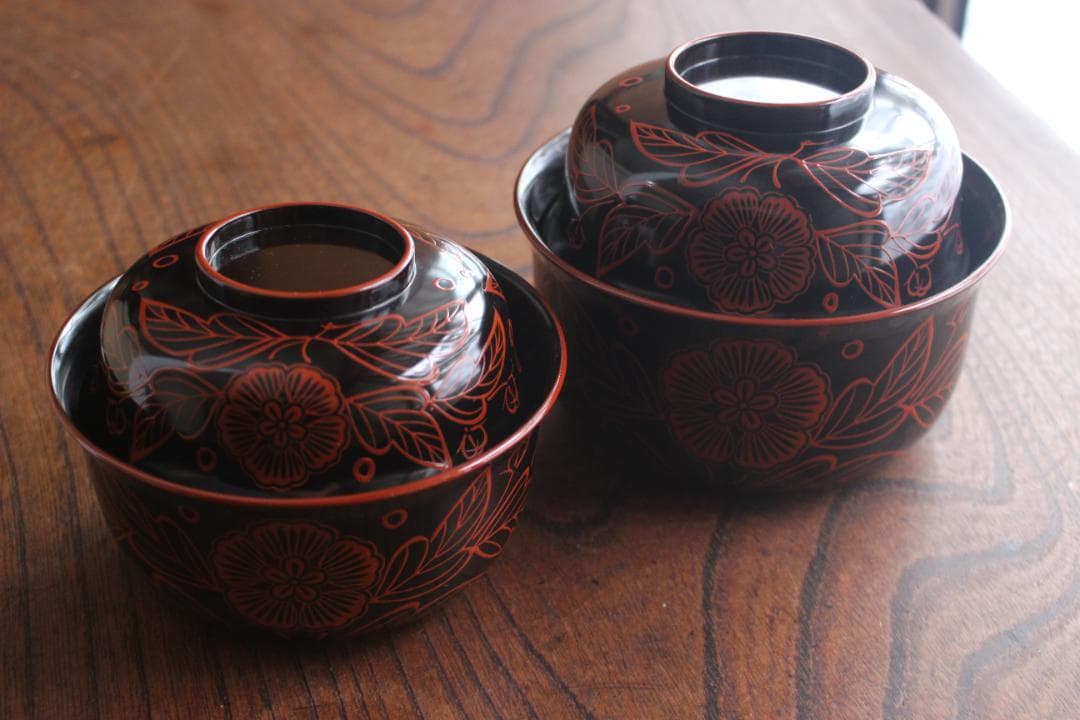 時代逸品！端正な爪朱黒漆に風情ある木芙蓉文の美しい吉野塗の四つ椀（検懐石道具京塗