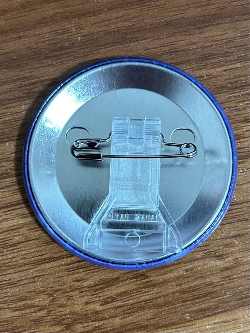 文豪ストレイドッグス　高知県立文学館　缶バッジ　福沢諭吉